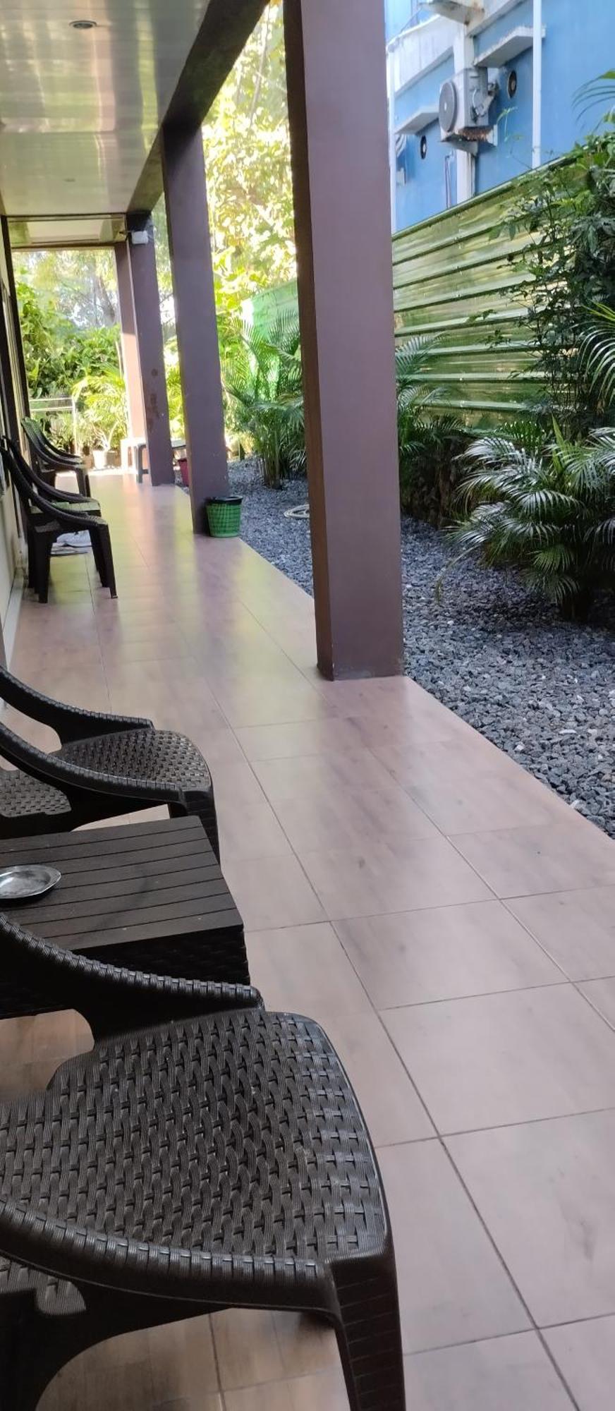 De Credo Hotell Labuan Bajo Eksteriør bilde